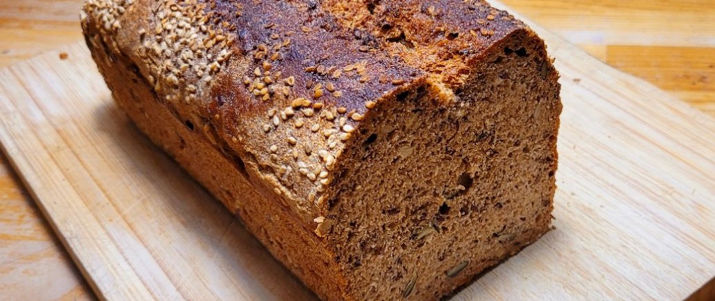 Schnelles Dinkelvollkornbrot mit Körner